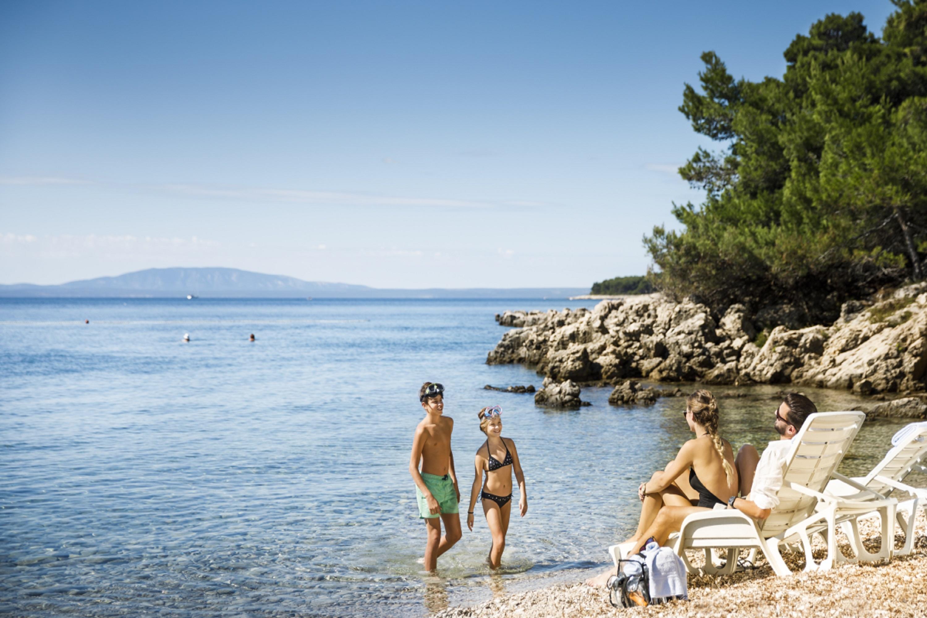 Valamar Padova Hotel Banjol Bagian luar foto