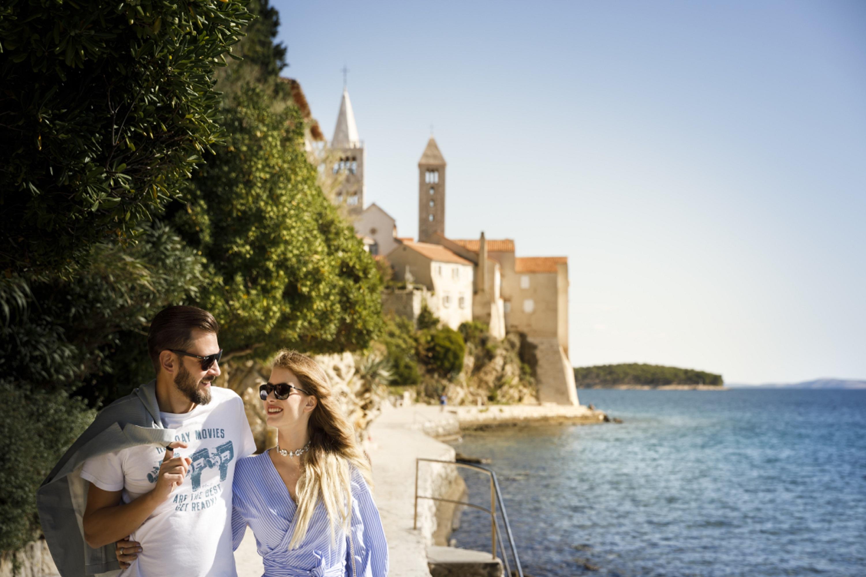 Valamar Padova Hotel Banjol Bagian luar foto