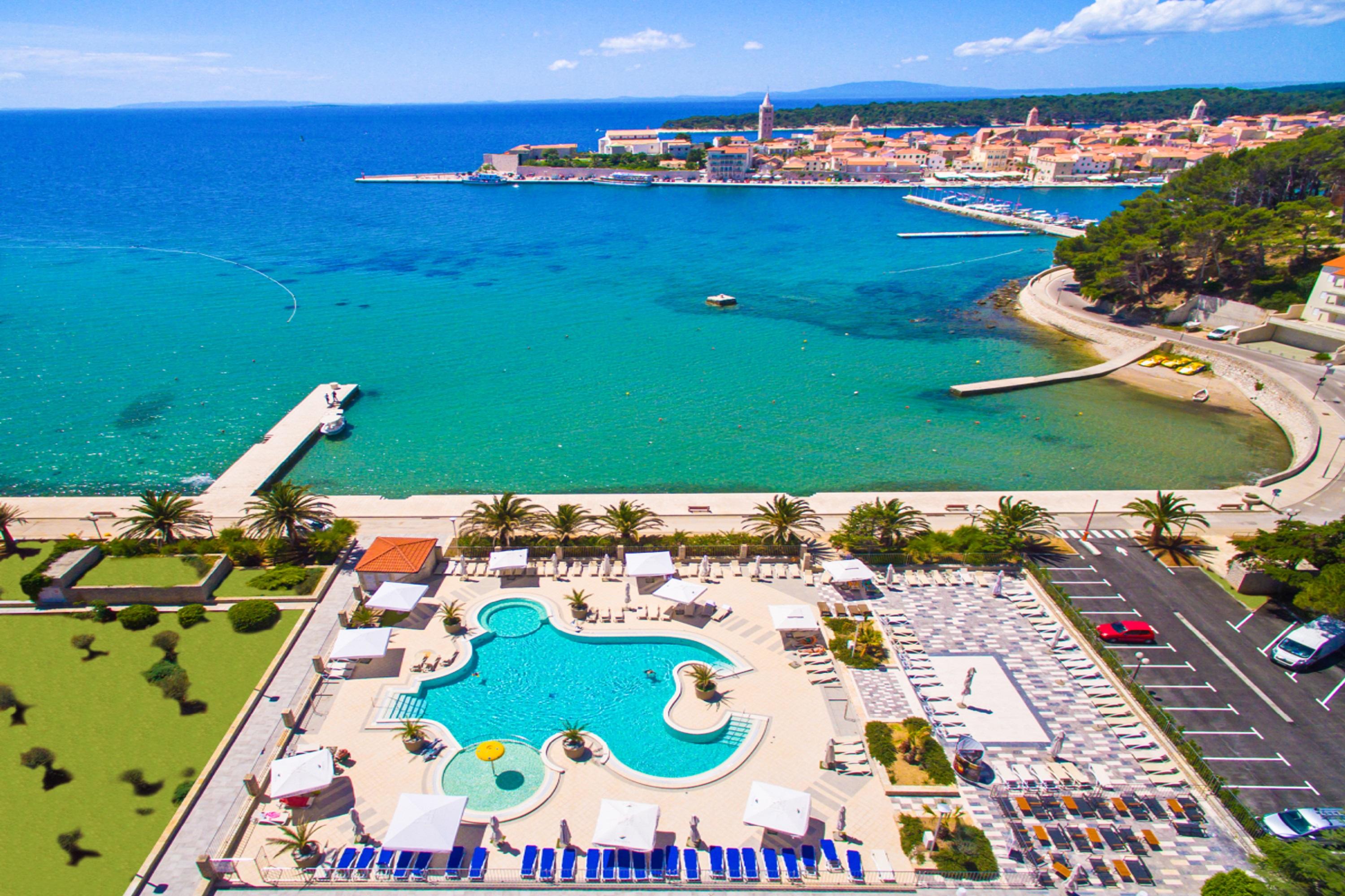 Valamar Padova Hotel Banjol Bagian luar foto