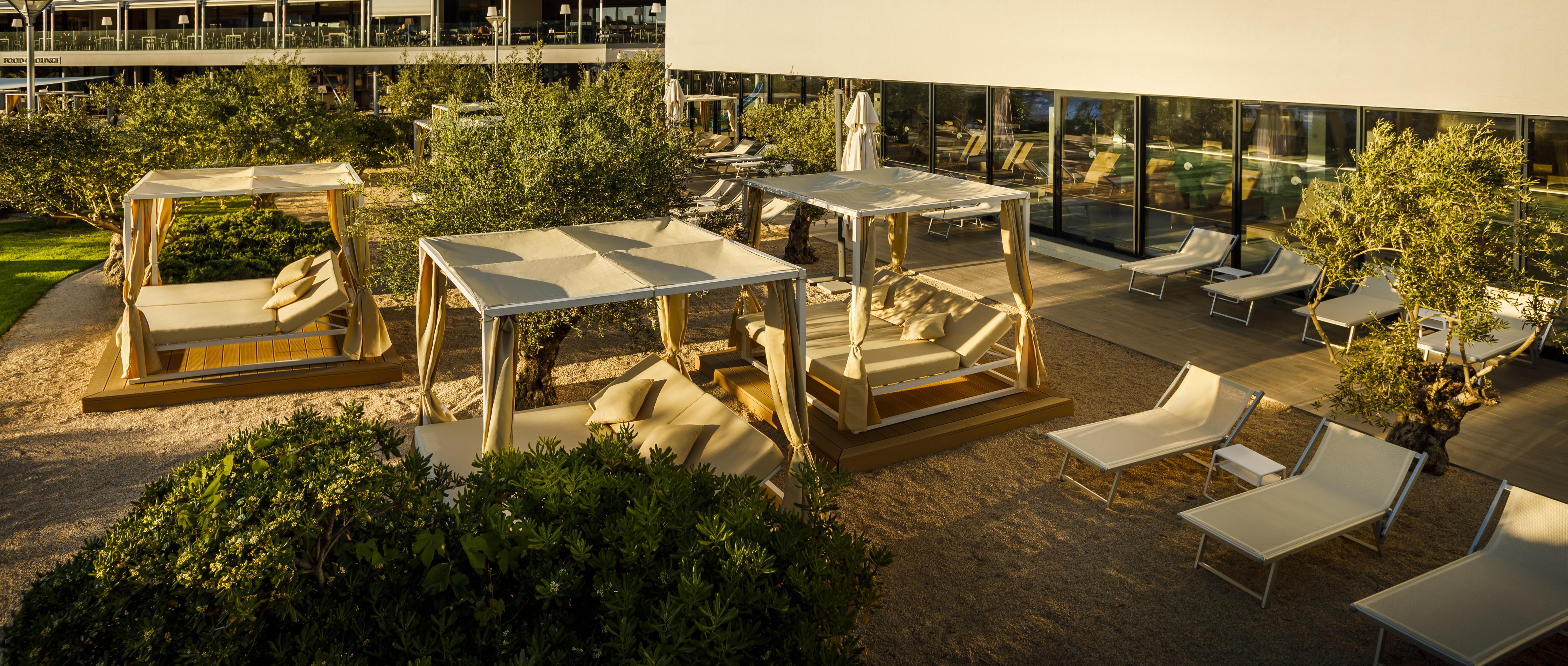 Valamar Padova Hotel Banjol Bagian luar foto