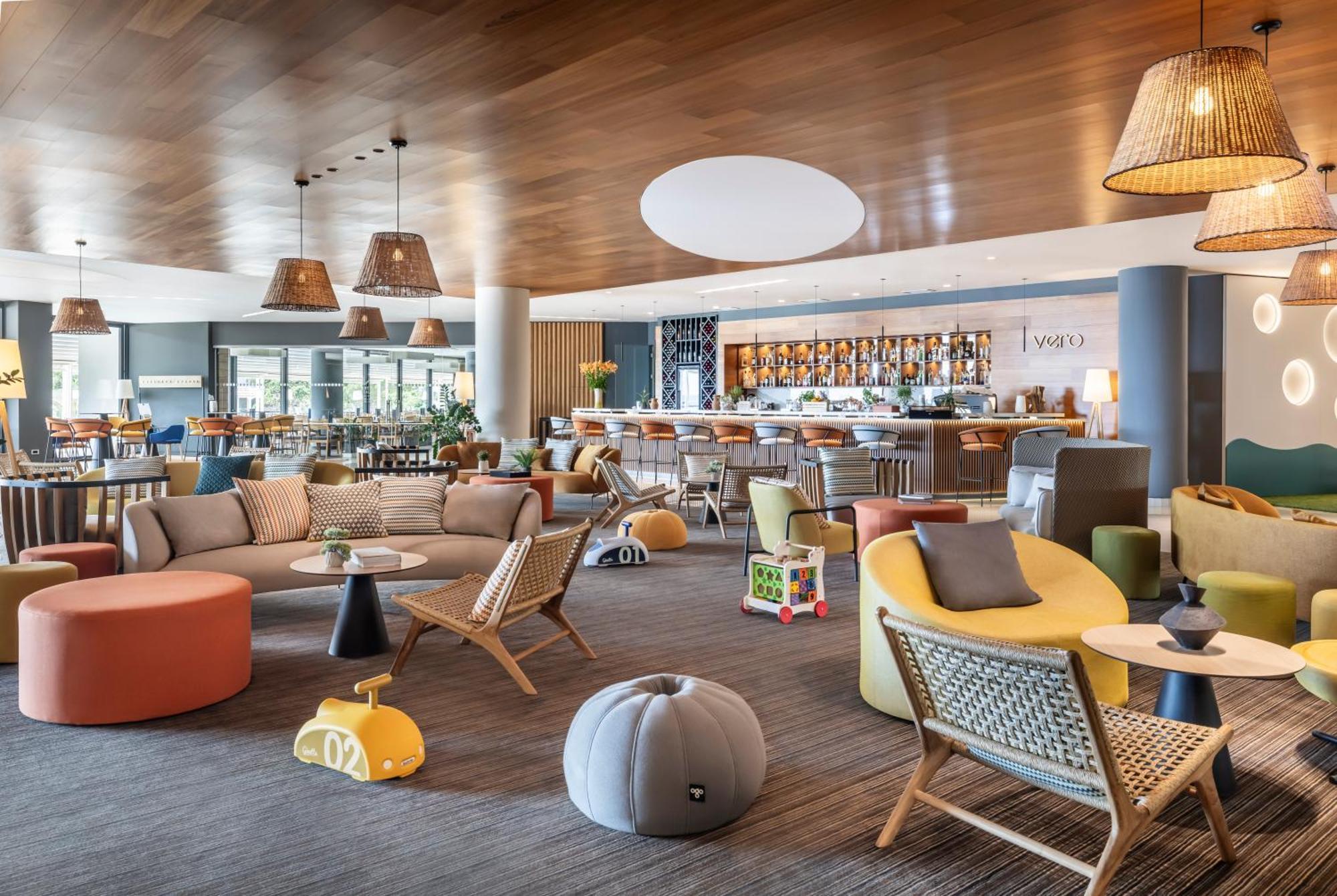 Valamar Padova Hotel Banjol Bagian luar foto