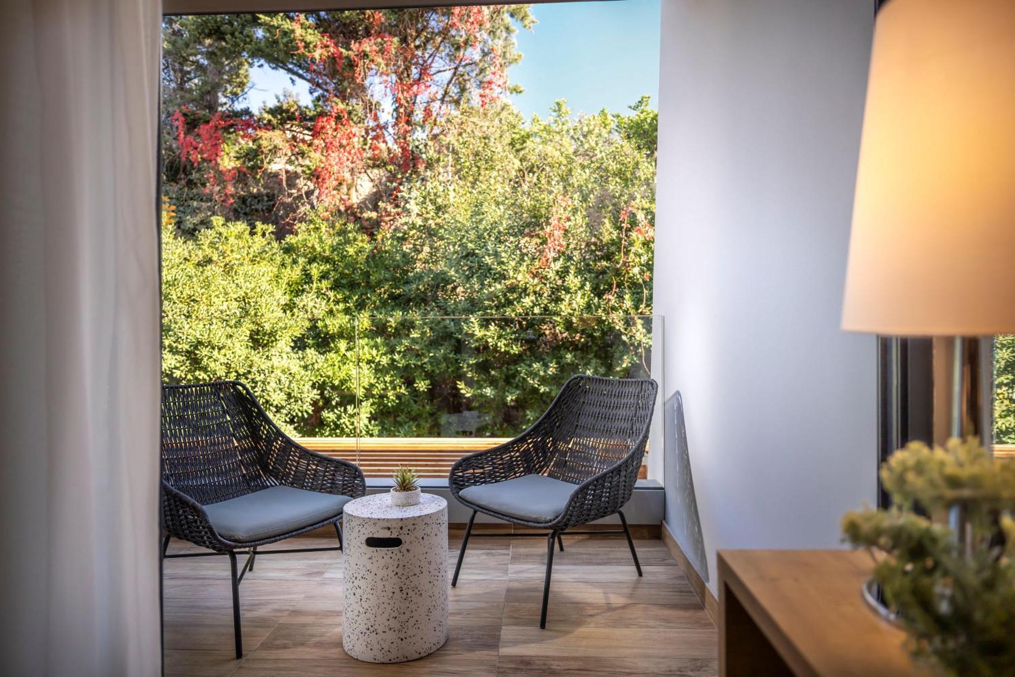 Valamar Padova Hotel Banjol Bagian luar foto